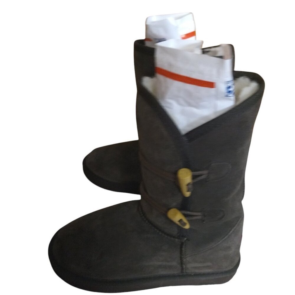 UKALA TAJ LOW WOMEN'S SIZE 7W GRAY MERINO WOOL LINED SUEDE BOOTS TOGGLE CLOSURE